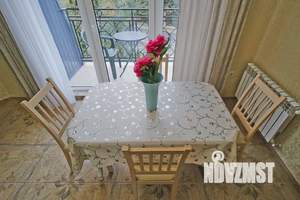 2-к квартира, посуточно, 61м2, 3/3 этаж