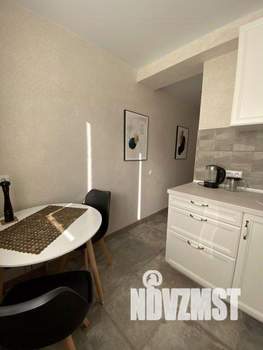 2-к квартира, посуточно, 42м2, 1/1 этаж