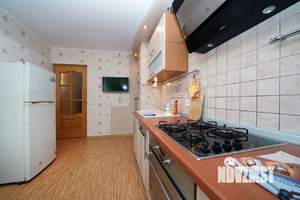 2-к квартира, посуточно, 50м2, 1/1 этаж