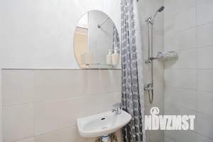 1-к квартира, посуточно, 13м2, 1/1 этаж