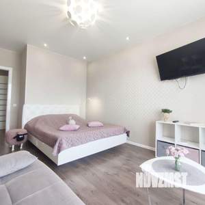 1-к квартира, посуточно, 42м2, 1/1 этаж