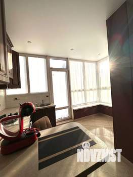 1-к квартира, посуточно, 58м2, 2/9 этаж