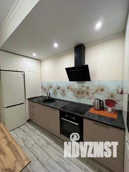 1-к квартира, посуточно, 47м2, 1/1 этаж