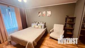 1-к квартира, посуточно, 37м2, 4/5 этаж