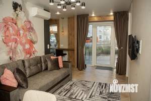 2-к квартира, посуточно, 46м2, 1/5 этаж