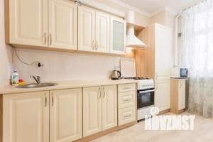 2-к квартира, посуточно, 70м2, 1/1 этаж