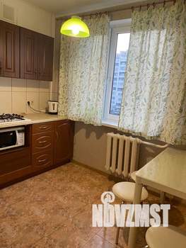 1-к квартира, посуточно, 32м2, 7/9 этаж