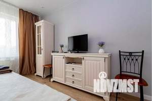 1-к квартира, посуточно, 42м2, 6/10 этаж