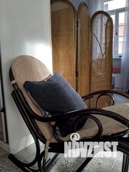 Студия квартира, посуточно, 37м2, 1/3 этаж