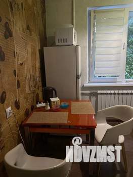 1-к квартира, посуточно, 44м2, 3/9 этаж