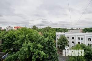 1-к квартира, посуточно, 40м2, 6/9 этаж