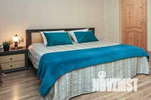 3-к квартира, посуточно, 102м2, 1/1 этаж