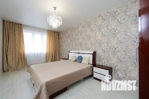 2-к квартира, посуточно, 70м2, 4/10 этаж