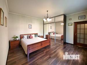 3-к квартира, посуточно, 90м2, 1/2 этаж