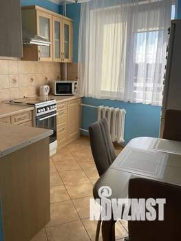 1-к квартира, посуточно, 38м2, 8/10 этаж