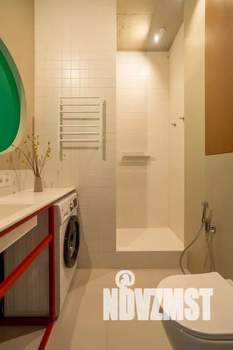 1-к квартира, посуточно, 41м2, 8/12 этаж