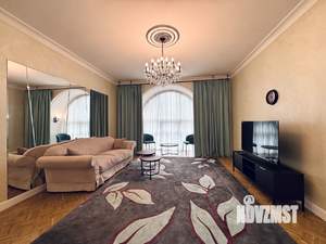 3-к квартира, на длительный срок, 120м2, 5/5 этаж