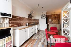 Студия квартира, посуточно, 44м2, 9/9 этаж