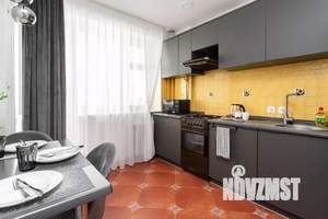 1-к квартира, посуточно, 43м2, 1/1 этаж