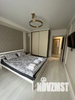 1-к квартира, посуточно, 49м2, 1/1 этаж