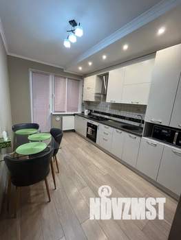 1-к квартира, посуточно, 42м2, 6/9 этаж