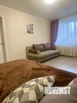 1-к квартира, посуточно, 35м2, 1/9 этаж