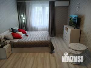 1-к квартира, посуточно, 36м2, 9/9 этаж