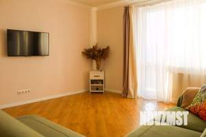 2-к квартира, посуточно, 65м2, 1/1 этаж