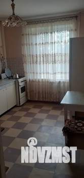 1-к квартира, посуточно, 35м2, 3/5 этаж