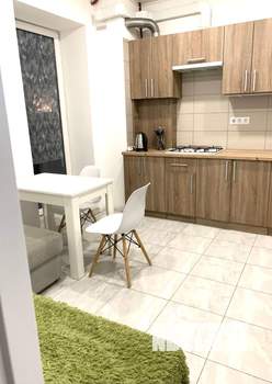 1-к квартира, на длительный срок, 32м2, 1/3 этаж