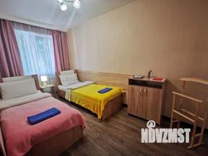 2-к квартира, посуточно, 42м2, 2/4 этаж