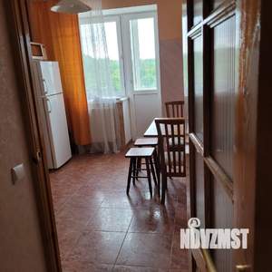 1-к квартира, посуточно, 42м2, 3/7 этаж