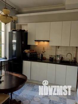 Студия квартира, посуточно, 37м2, 1/3 этаж