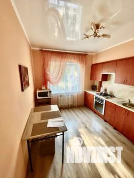 1-к квартира, посуточно, 40м2, 2/3 этаж