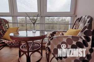 1-к квартира, посуточно, 47м2, 3/8 этаж