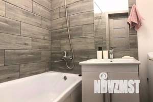 2-к квартира, посуточно, 50м2, 1/3 этаж