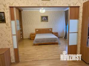 3-к квартира, посуточно, 100м2, 3/3 этаж