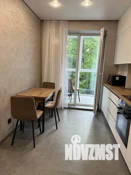 1-к квартира, посуточно, 36м2, 2/8 этаж