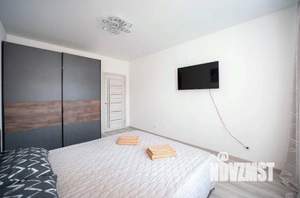1-к квартира, посуточно, 46м2, 2/4 этаж