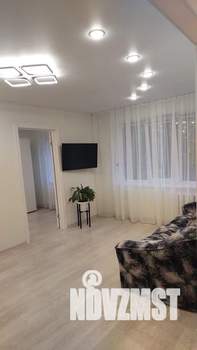 2-к квартира, посуточно, 44м2, 1/5 этаж