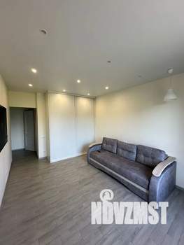 1-к квартира, посуточно, 40м2, 3/8 этаж