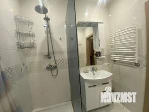 1-к квартира, посуточно, 42м2, 2/7 этаж