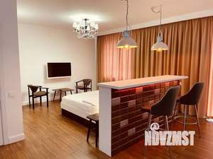 Студия квартира, посуточно, 40м2, 8/8 этаж