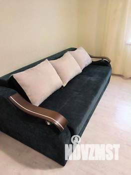 1-к квартира, посуточно, 61м2, 1/1 этаж