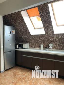 2-к квартира, посуточно, 80м2, 3/3 этаж
