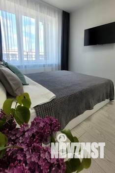 1-к квартира, посуточно, 42м2, 10/10 этаж