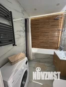 1-к квартира, посуточно, 40м2, 2/8 этаж