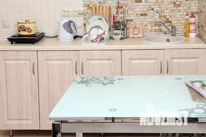 Студия квартира, посуточно, 28м2, 1/1 этаж