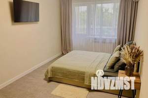 1-к квартира, посуточно, 35м2, 6/9 этаж