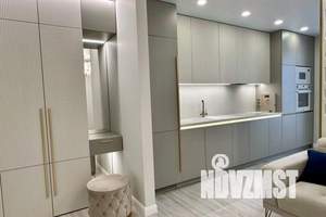 1-к квартира, посуточно, 43м2, 4/9 этаж